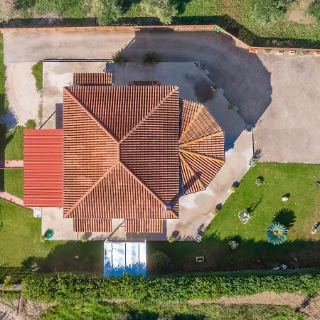 Nektarios House *